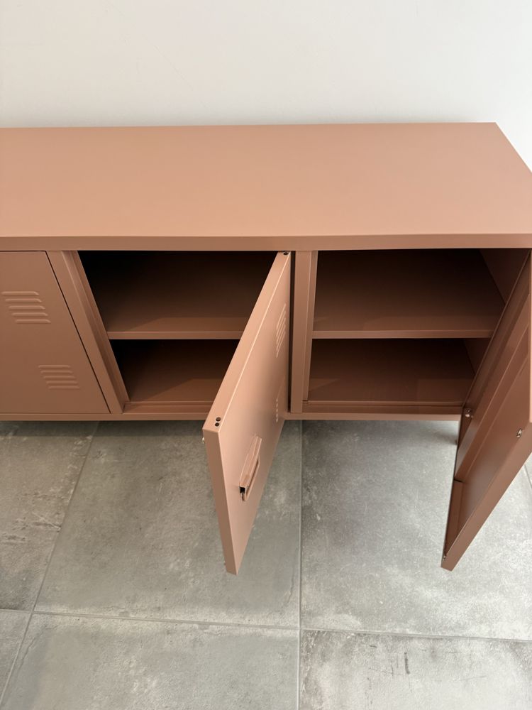 Movel em metal rosa Sklum