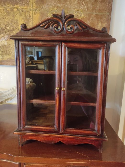 Armário em ponto pequeno