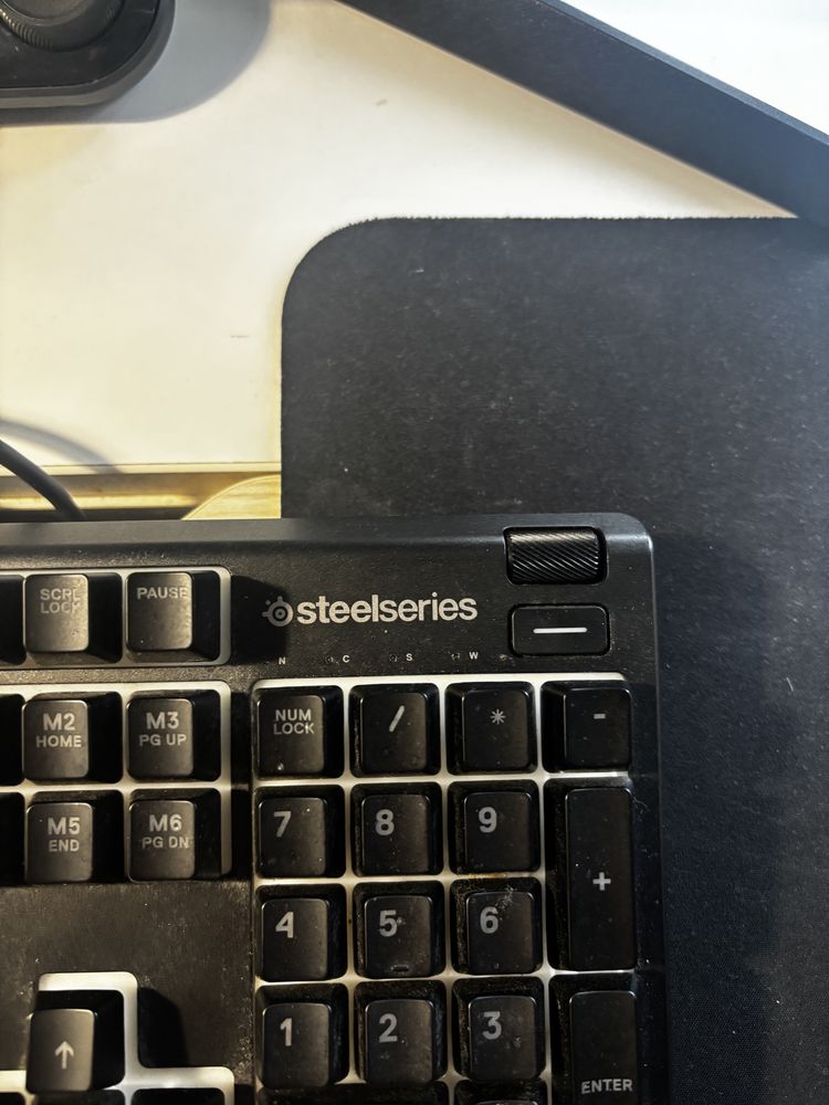 Steelseries klawiatura gamingowa apex 3