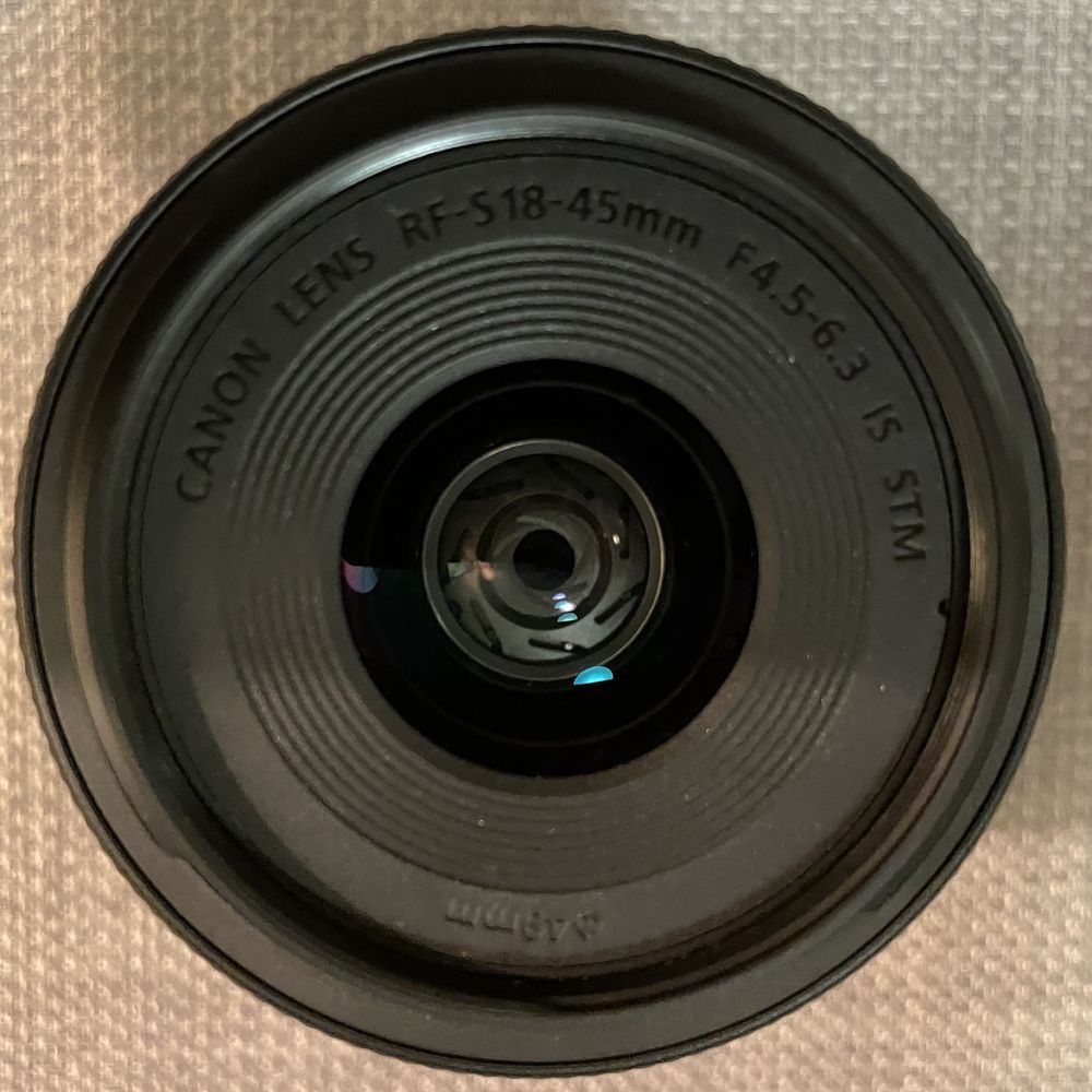 Objetiva CANON RF-S 18-45mm F4.5-6.3 IS STM