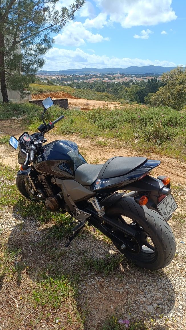 Kawasaki Z 750/24M km!