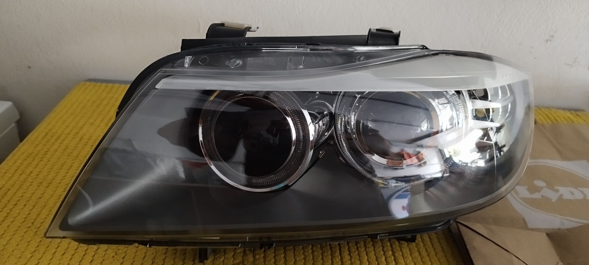 Farol bmw E90 e91 series 3