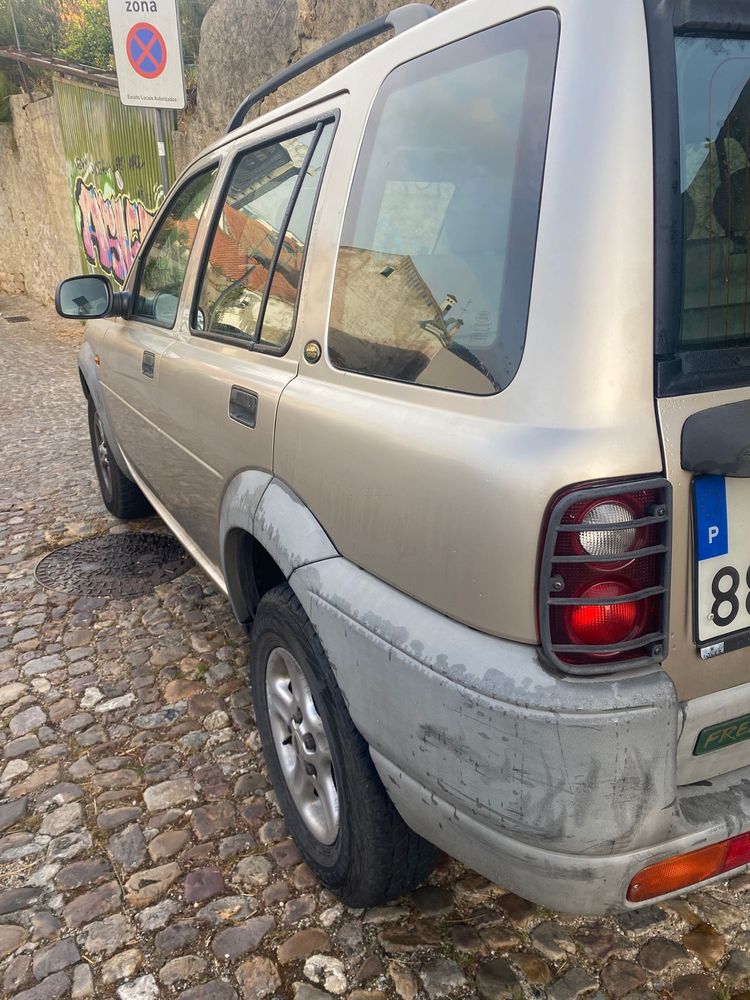 Land Rover Freelander em bom estado