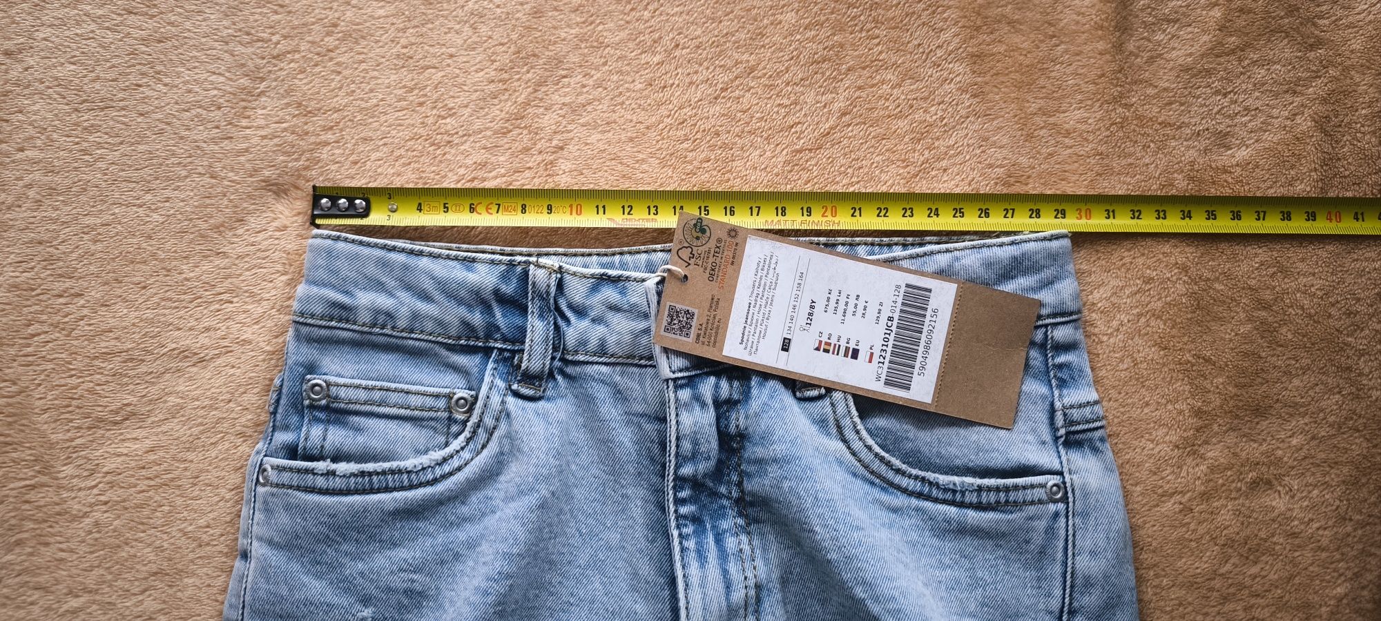 Nowe spodnie jeansowe coccodrillo r. 128