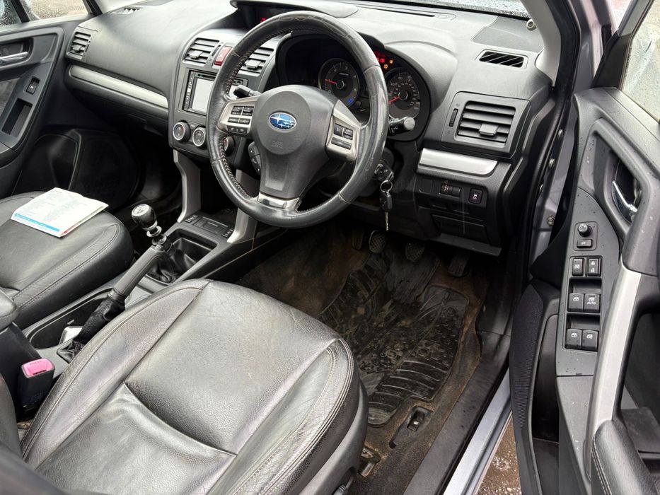 Разборка шрот деталі субуру форестер SJ  subaru forester EE20Z