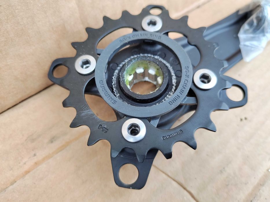 SHIMANO - taka korba nowa