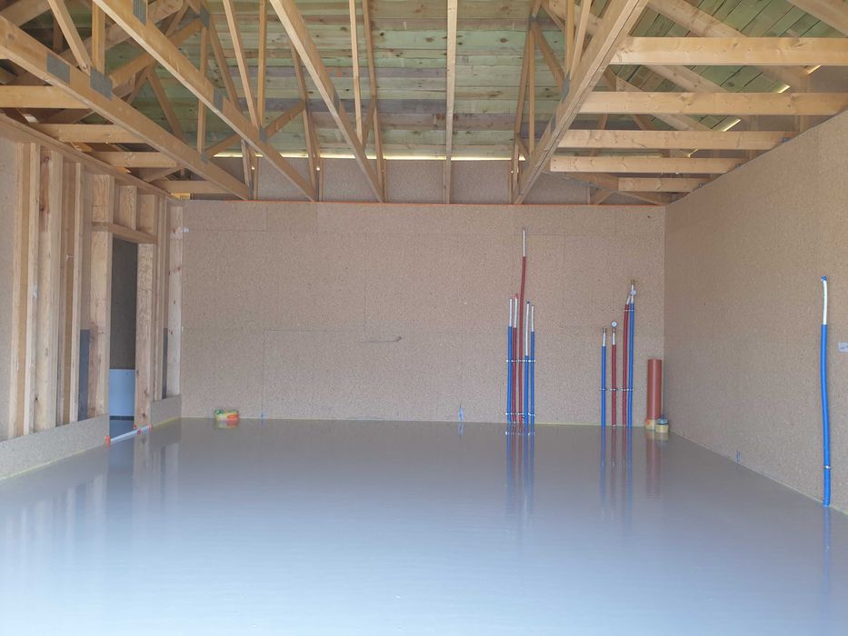 Posadzki maszynowe, betonowe, wylewki miksokret, pianobeton.