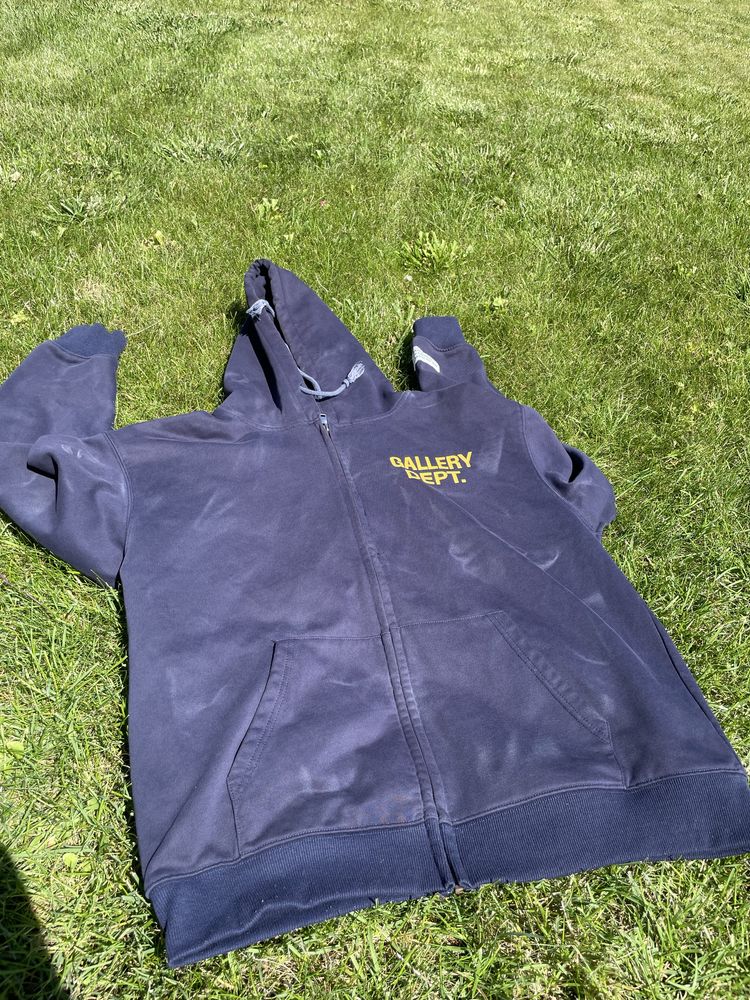 Zip hoodie gallery dept.