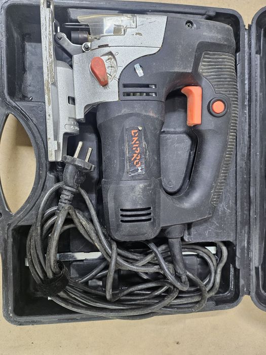 Електролобзик Dnipro-M JS-110S