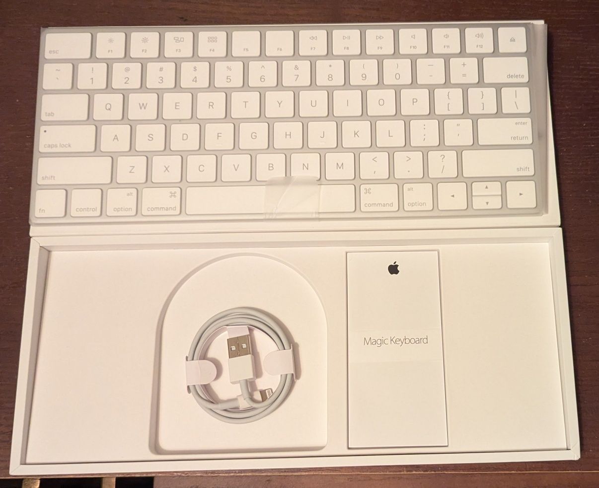 Клавіатура Apple Magic Keyboard 2 A1644 MLA22LL/A Нова Оригінал