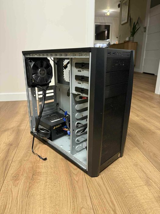 Obudowa komputera + zasilacz 800W