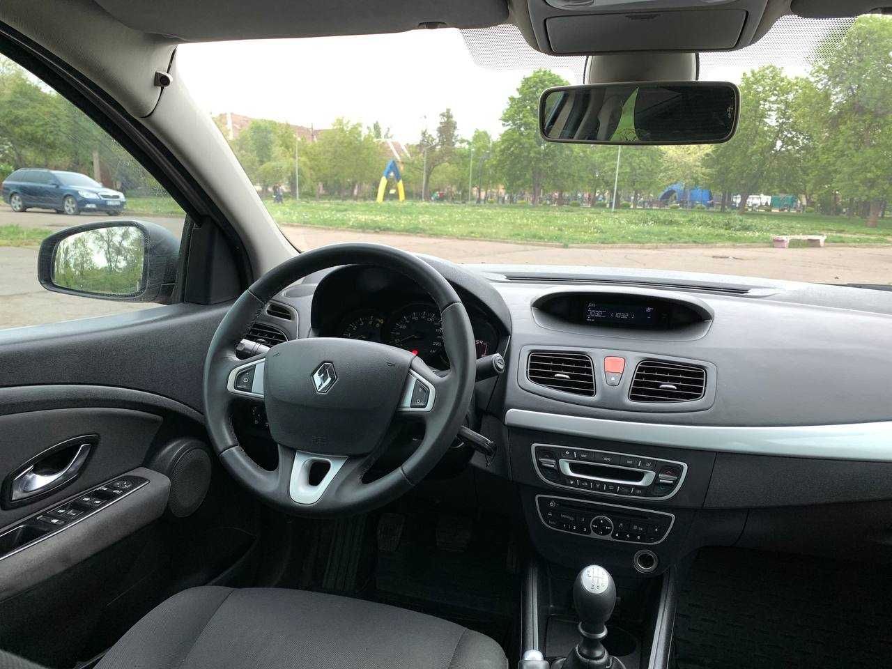 Авто Renault Fluence 2011р, 1.5 дизель, обмін [Перший внесок від 20%]