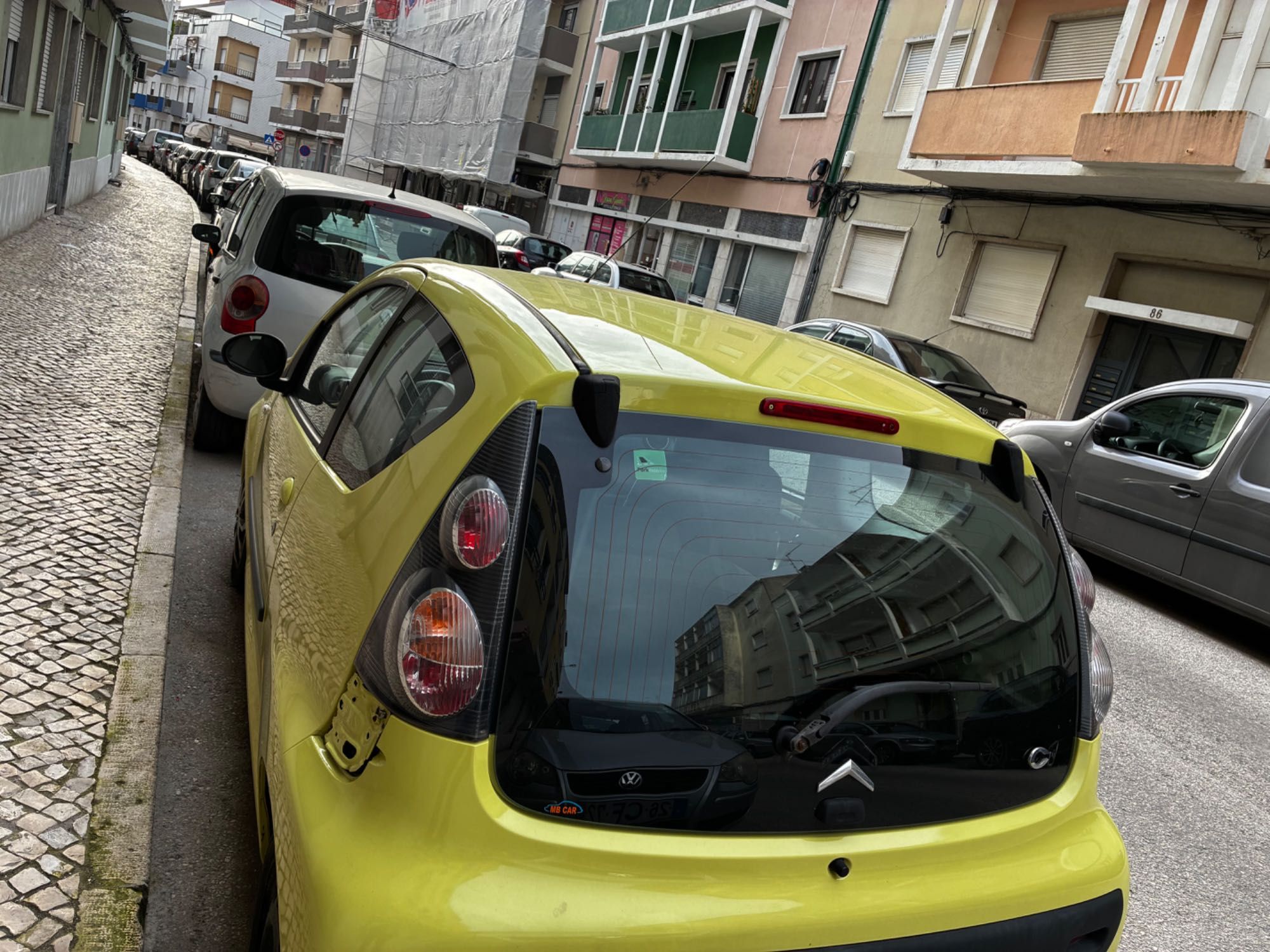 *RESERVADO*.  Citroen C1 amarelo a gasolina