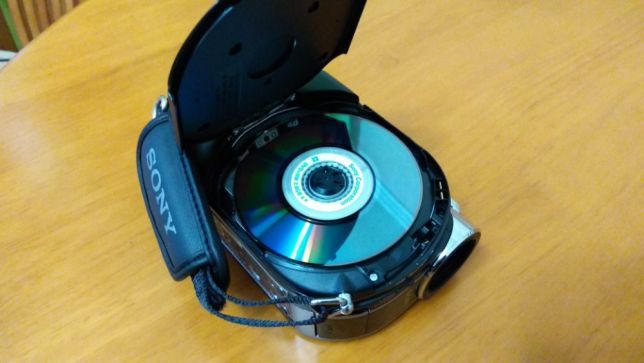 Видеокамера SONY Handycam DCR-DVD710E