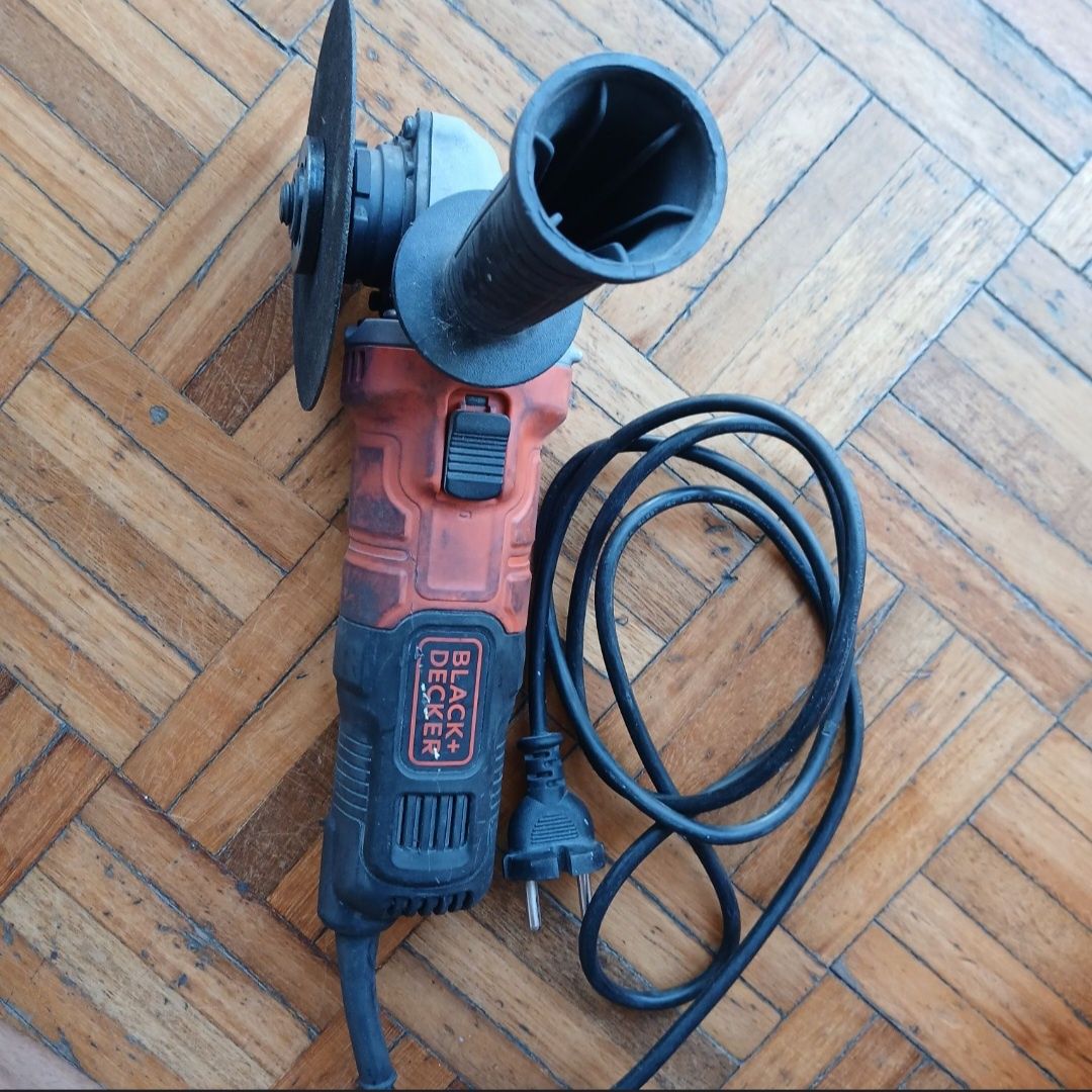 Rebarbadora BLACK DECKER
