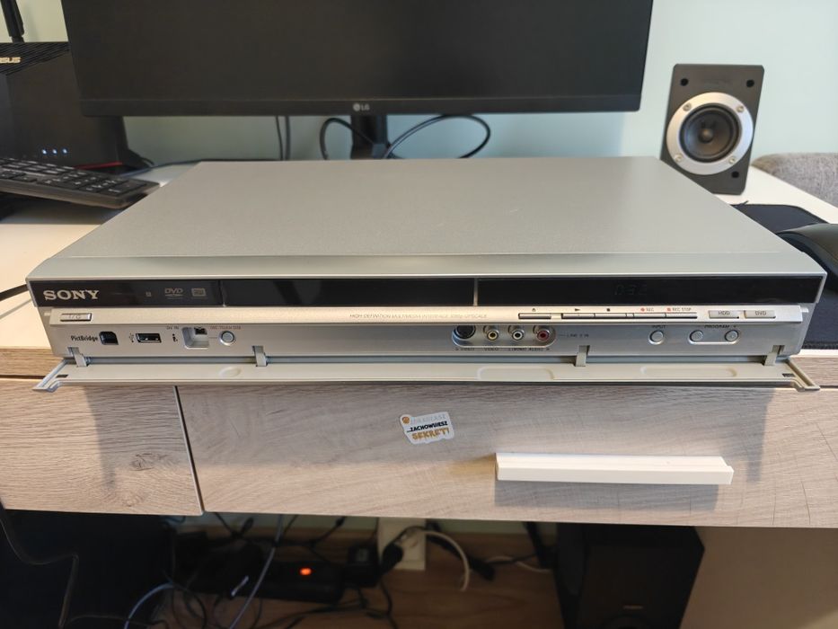Nagrywarka Sony RDR-HX750