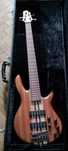 Gitara basowa Cort A 5 custom Z. Stan idealny. Raz użyta.