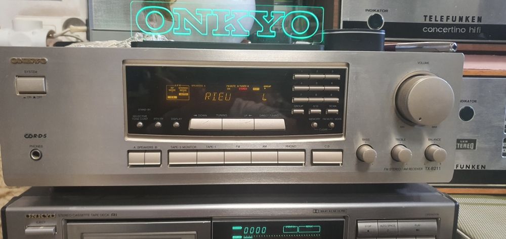 Amplituner ONKYO  - FabrYKa