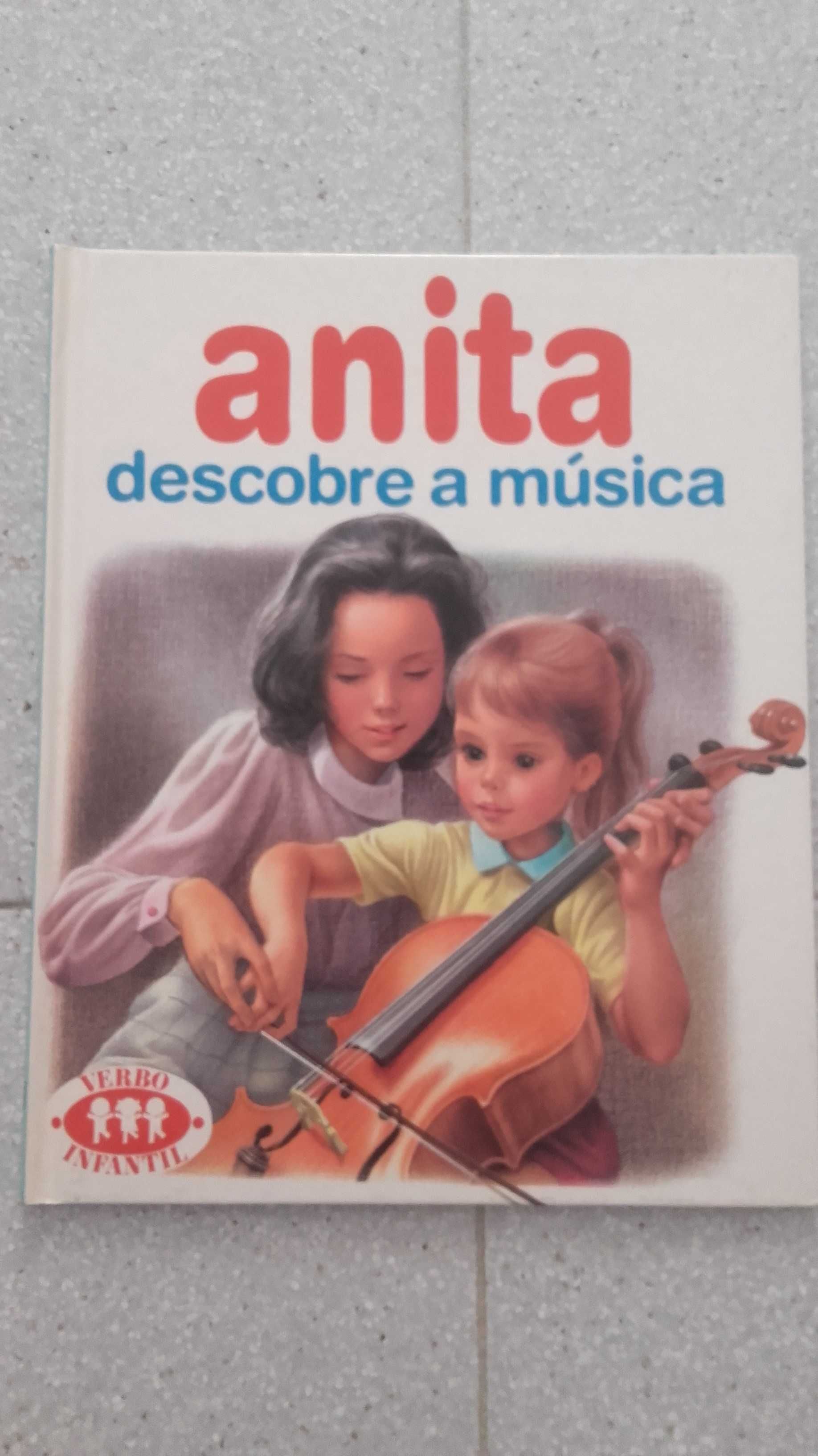 3  Livros antigos da Anita