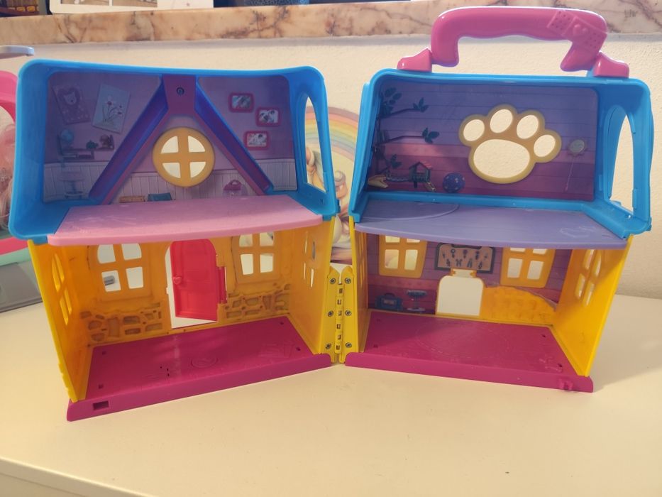 Vendo casa de bonecas