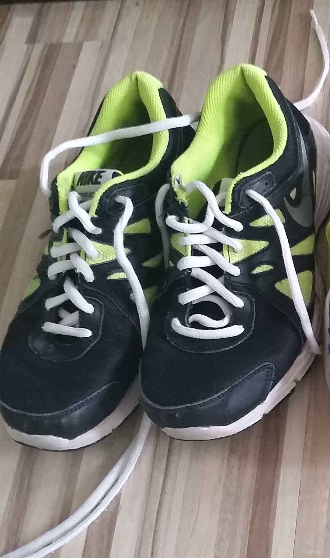 Buty Nike R 38 1/2 37 1/2 Stan BDB i DST Okazja W-wa