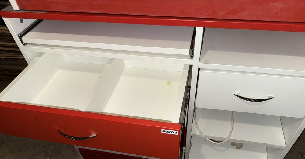 Комод, тумба с ящиками