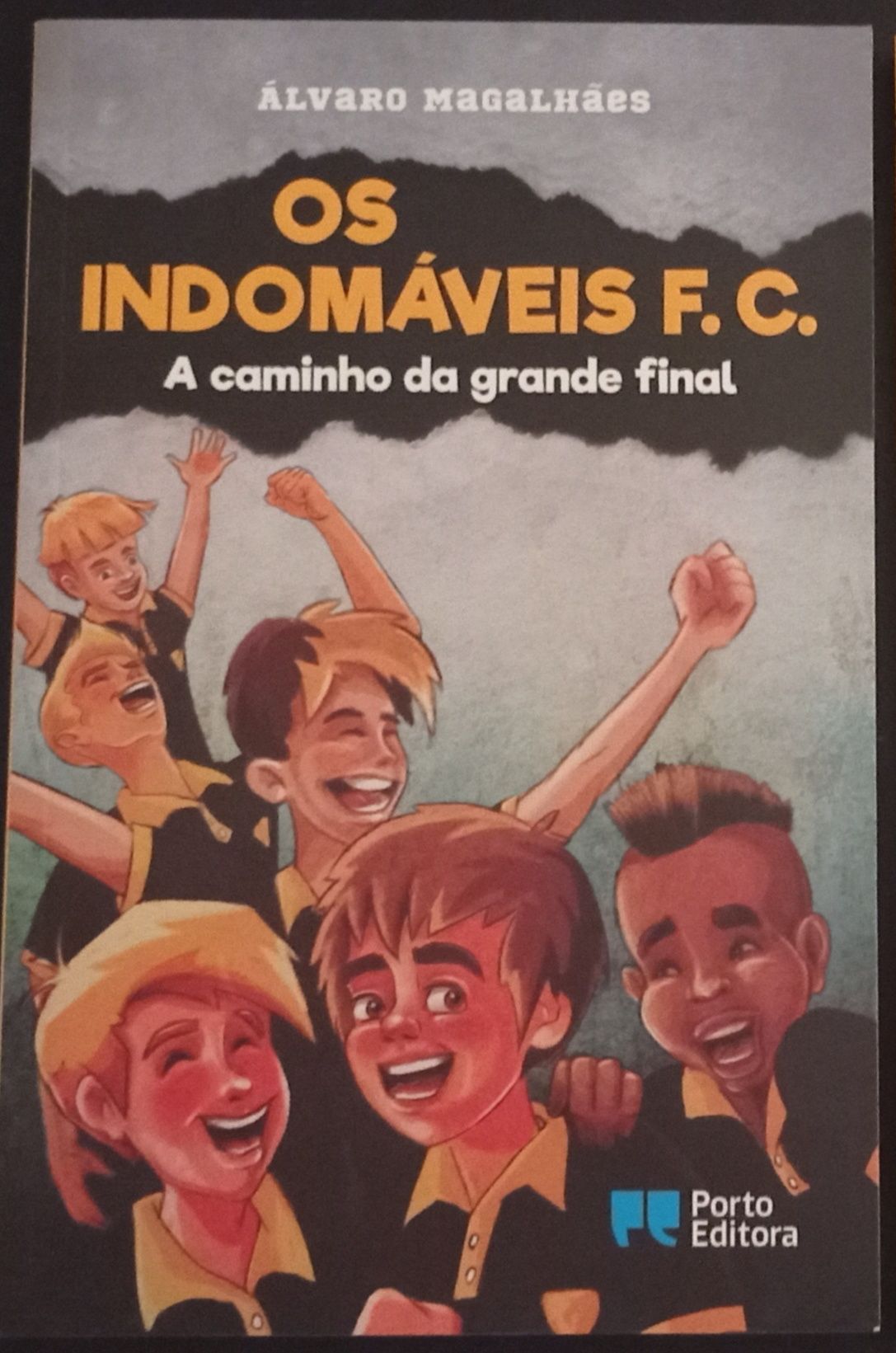 Os Indomáveis F.C. (n° 14 + n° 15)