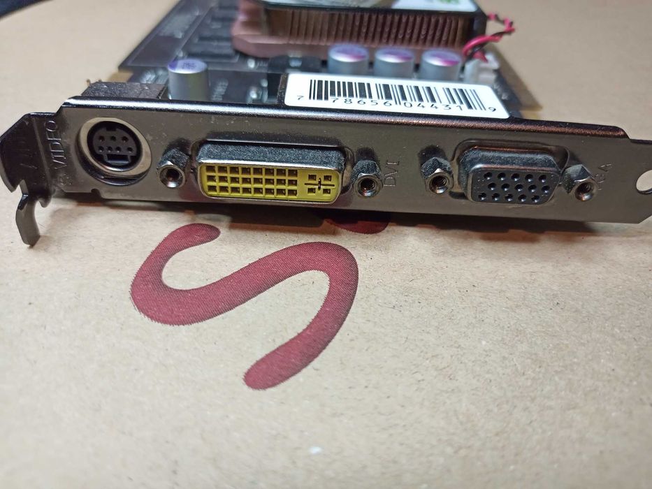 Geforce 8600GT Pcie 512MB DDR2 540M Dvi Tv Out64738742282497121