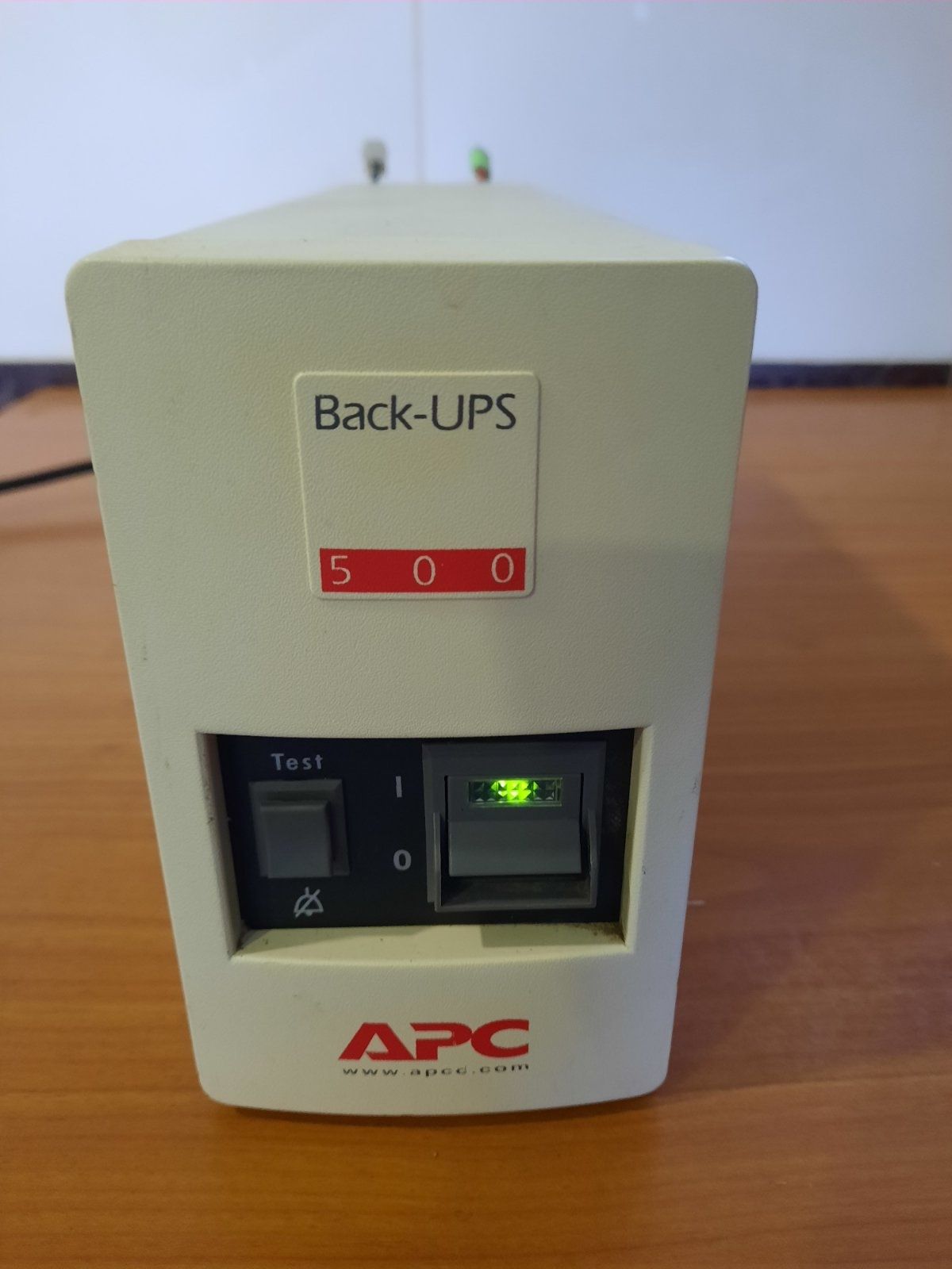 Безперебійник, Упс, BACK UPS 500 APC