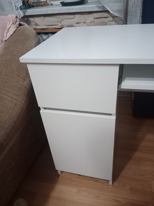 Biurko białe 50x90