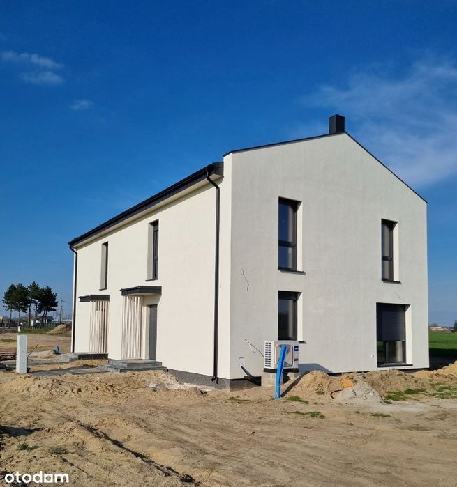 Dom dwulokalowy Tłoki