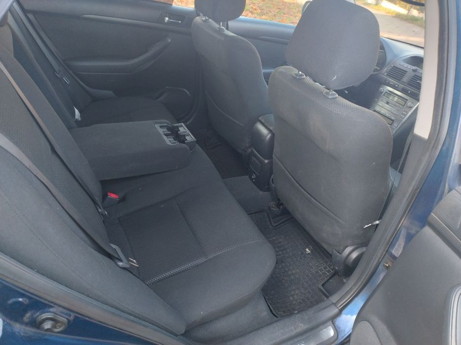 Sprzedam Toyota Avensis 1.8 benzyna zadbany stan super