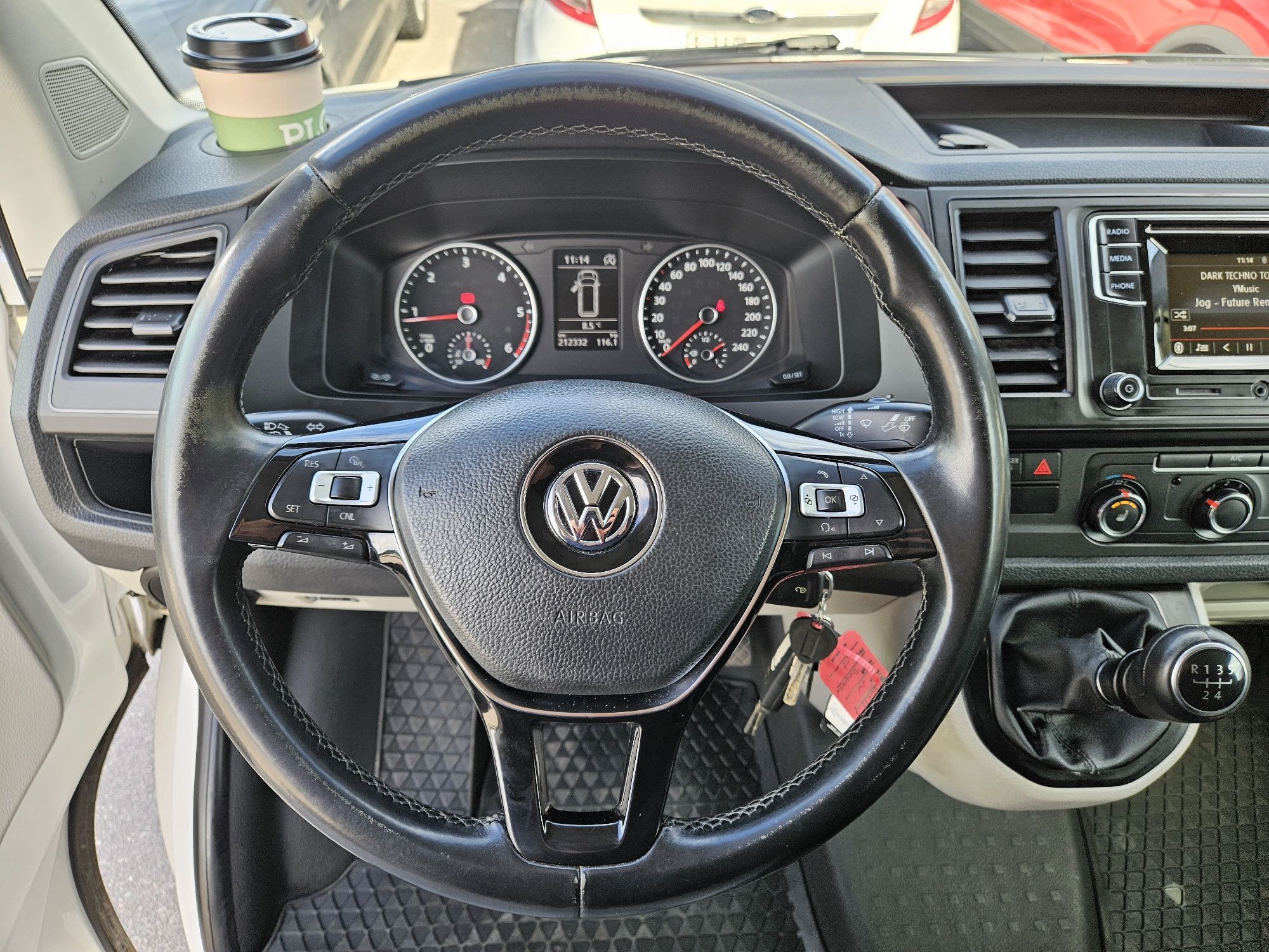 Volkswagen transporter T30 Long 2 0 TDI T6 *Webasto *Kamera *Tempomat