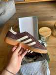 Buty adidas Handball Spezial brązowy Nowy UnisexTrampki R.40