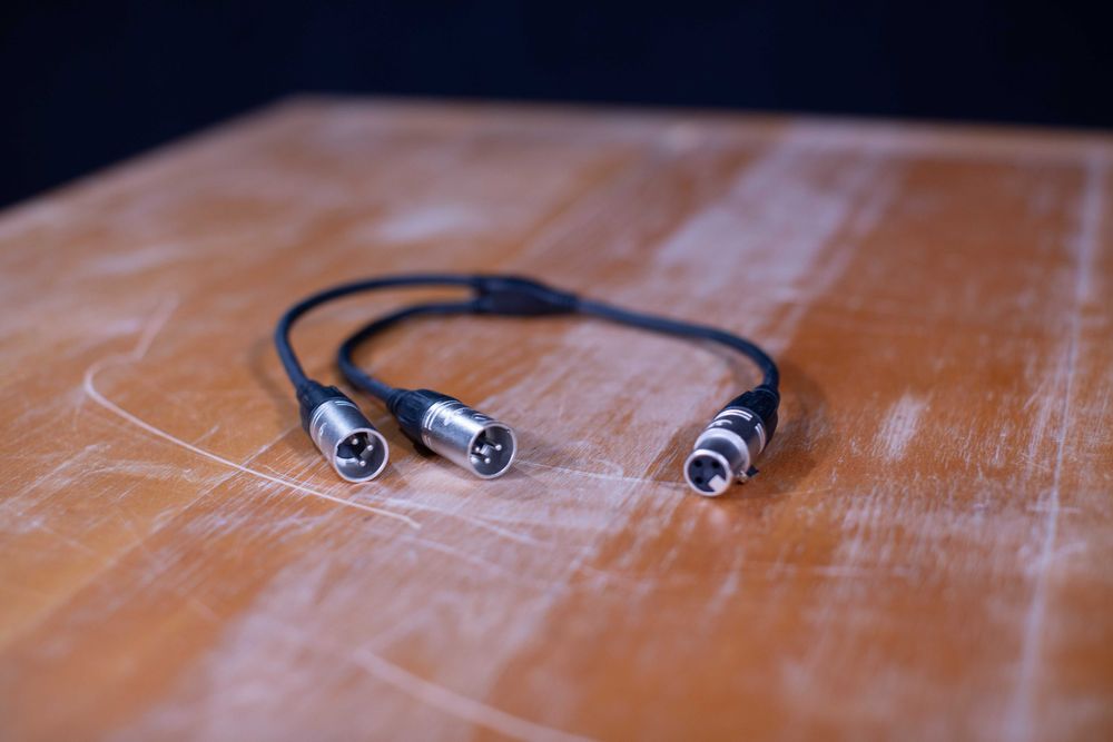 Behringer Ultramatch Pro SRC249 + SKB Roto Rack