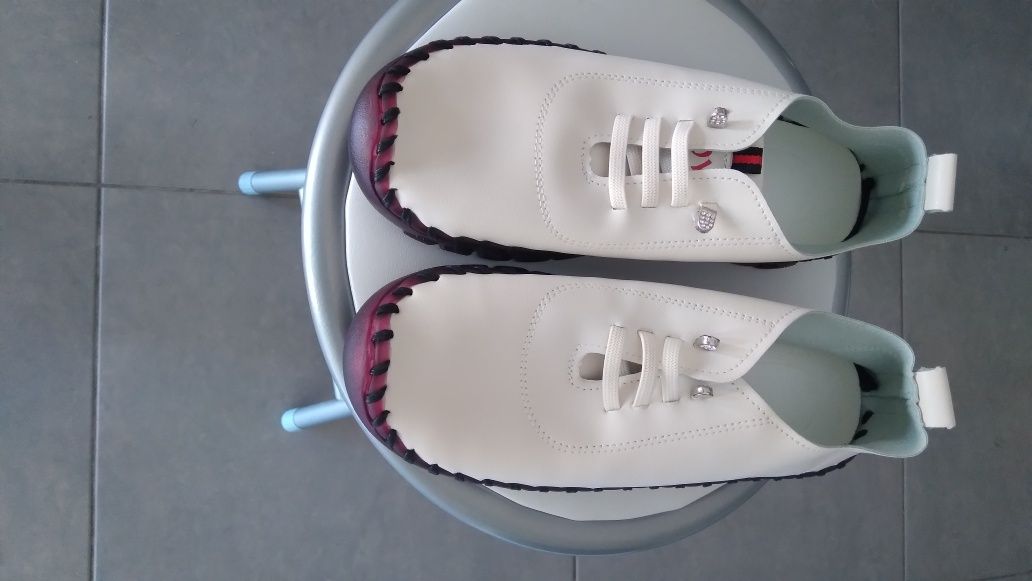 Sapatos desportivos