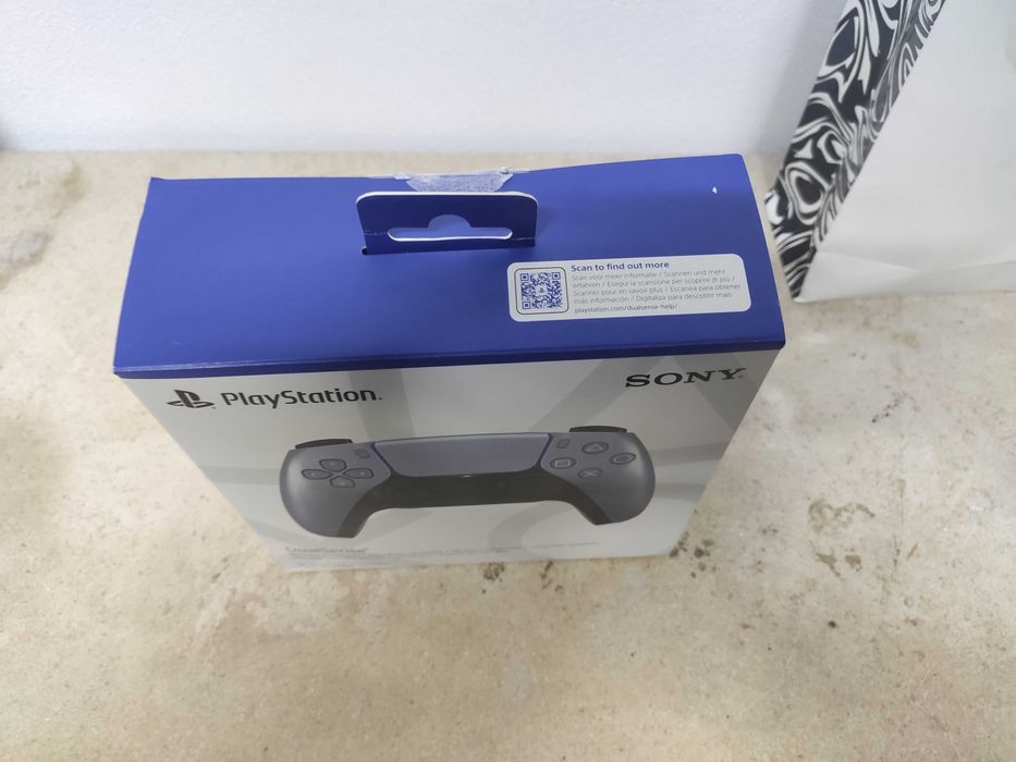 Comando Dualsense Silver PS5 novo com garantia