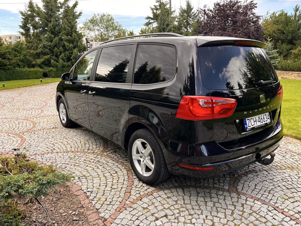 Seat Alhambra 2013r/2.0 140km/DSG/7miejsc/panorama/kamera/hak/serwis
