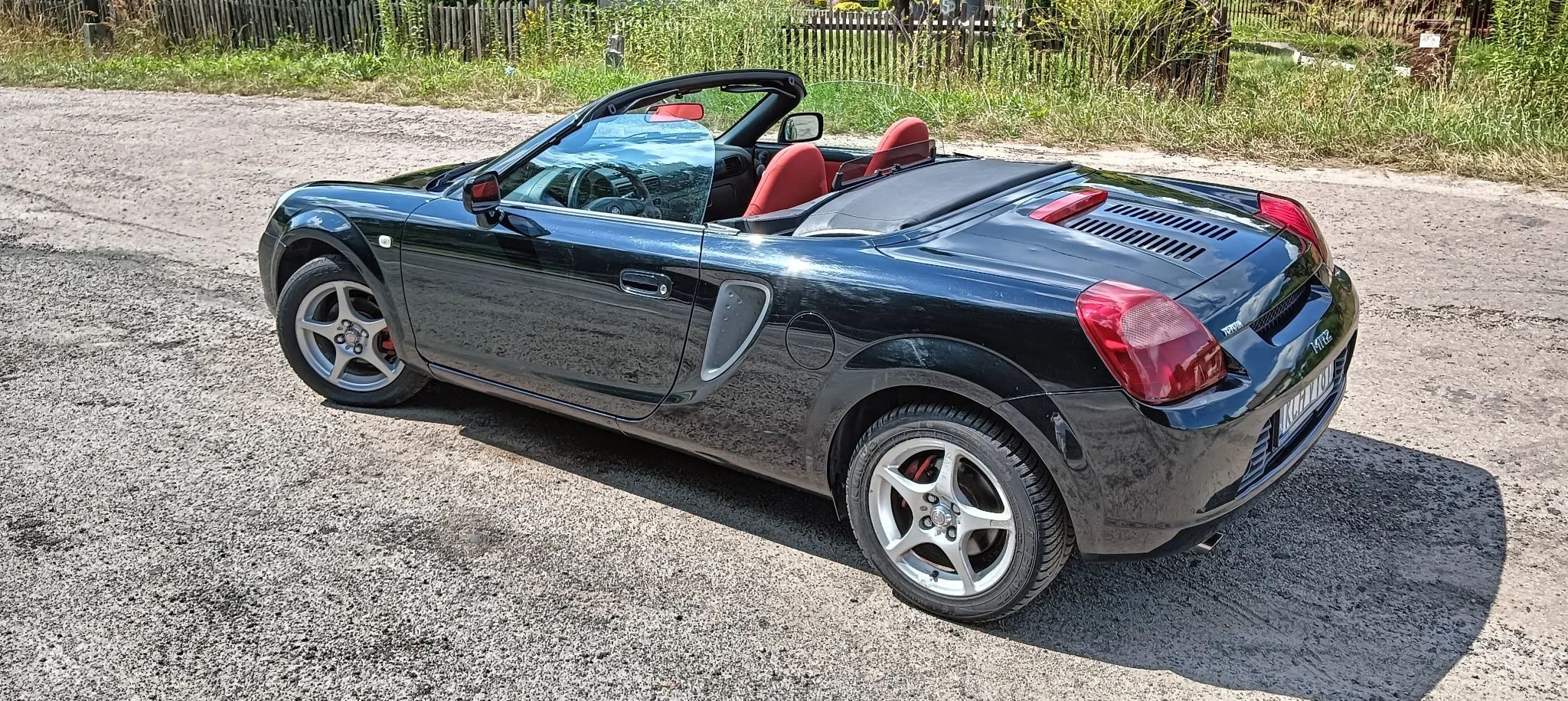 Toyota MR2 Efektowny egzemplarz z SMT