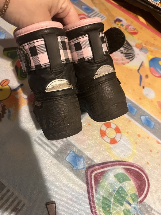 Зимові чобітки на дівчинку