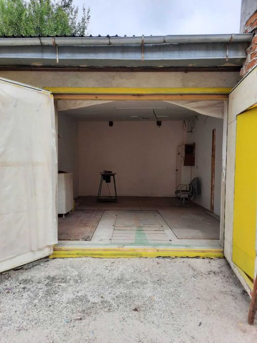 Продаж місця в гаражному кооперативі