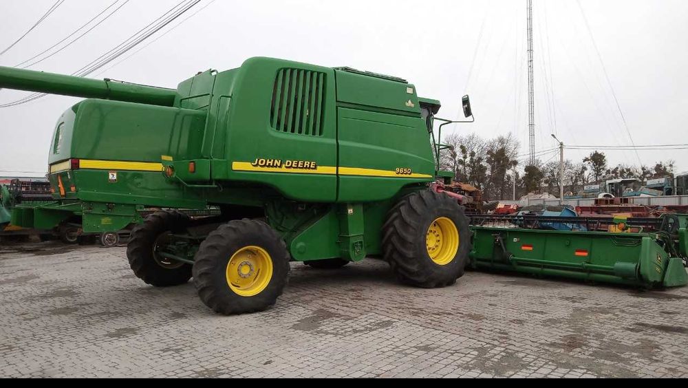Комбайн зерновий  John Deere  9650   Джон Дир 9650 . В наявності. ПДВ.