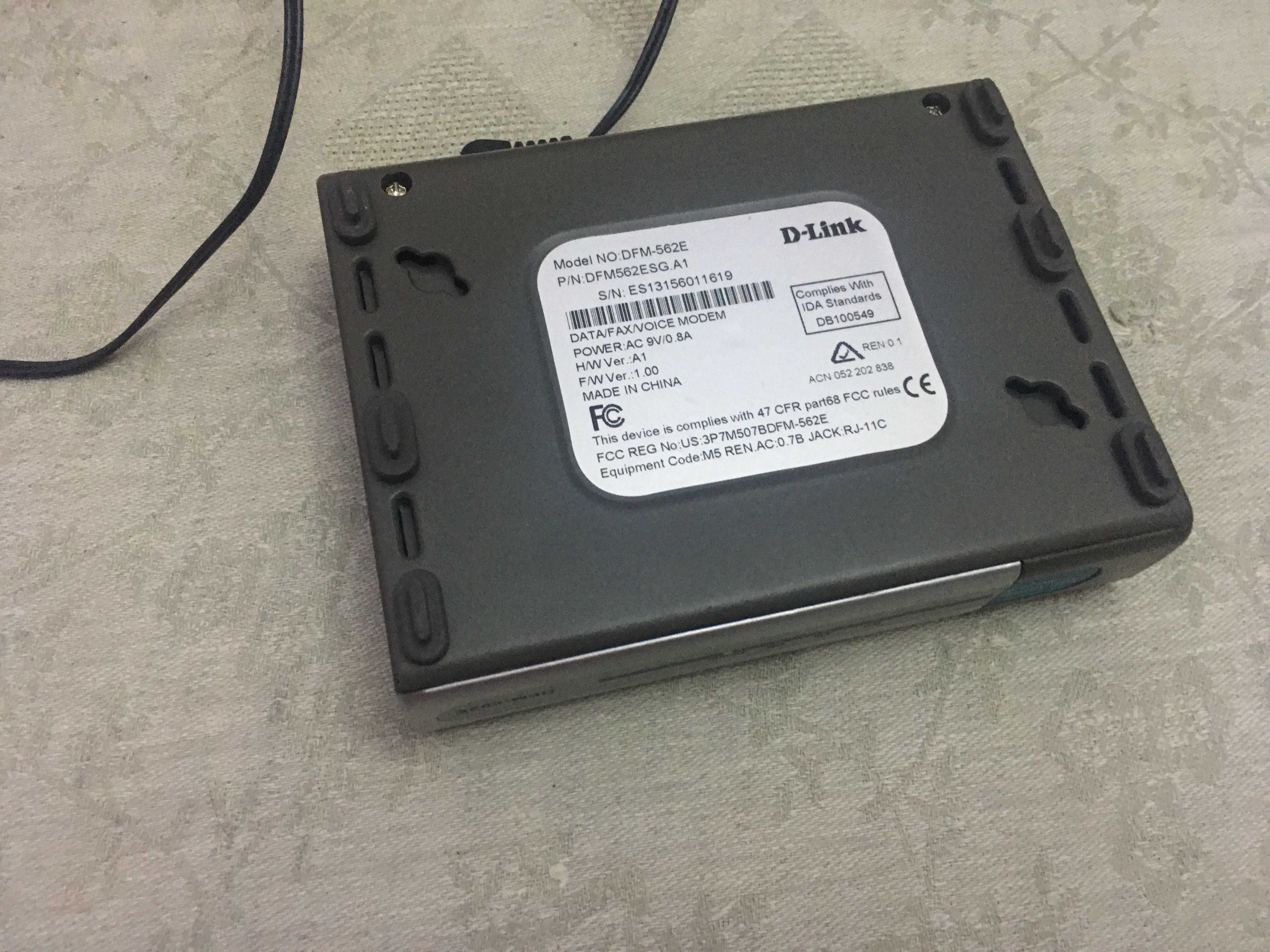 Модем аналоговий D-Link DFM-562E