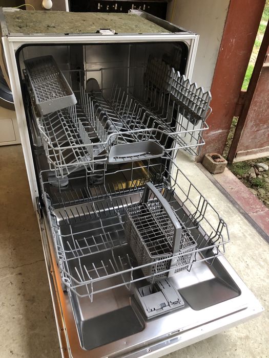 Посудомийна машина Bosch Serie 4 Zeolith 2020 рік