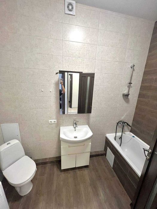 Продається 1к к-ра в максимальній близькості до моря,зручний 2й поверх