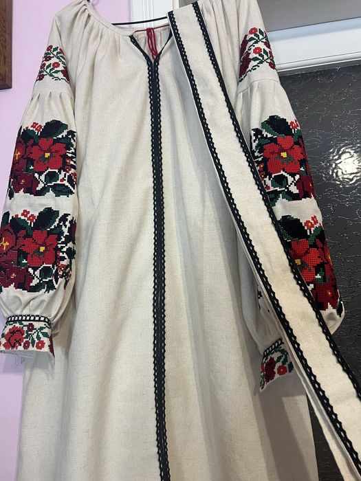 Вишита сукня великий розмір