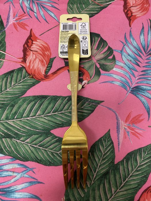 4 garfos dourados aço inox edição limitada