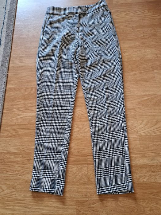 Spodnie czarno - białe/kratka/ Reserved r.36 - nowe