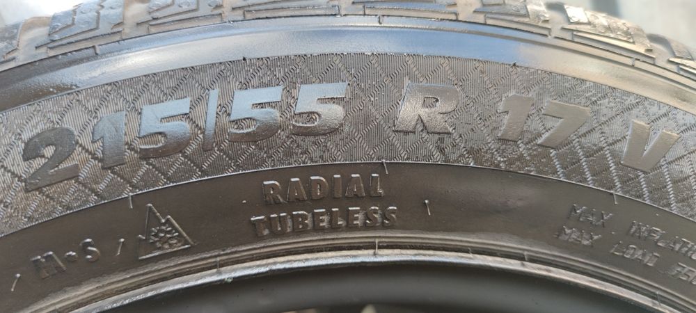 215/55/17  Комплект коліс з дисками та датчиками тиску розболтовка 5/1