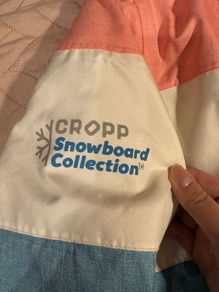 Kurtka zimowa na snowboard Cropp, z ocieplaczem, rozmiar M